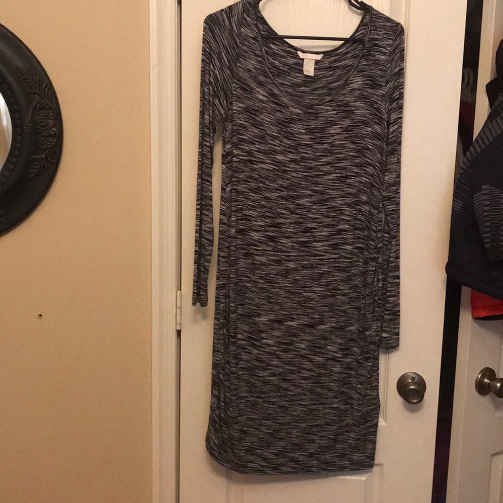 H&M Maternity Dress